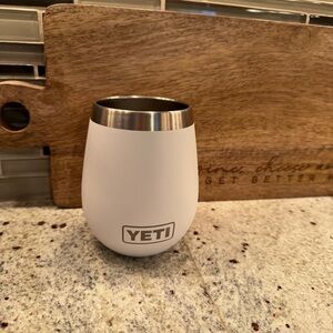 New yeti wine tumbler